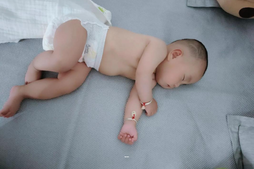 铜陵宝宝突然很多眼屎